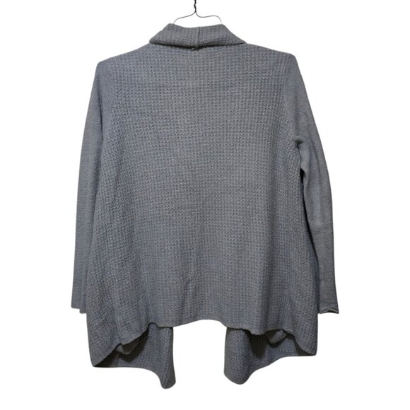 Barefoot Dreams CozyChic Lite Coastal Cardigan Sz M Light Gray Soft Knit 485 - Picture 2 of 10